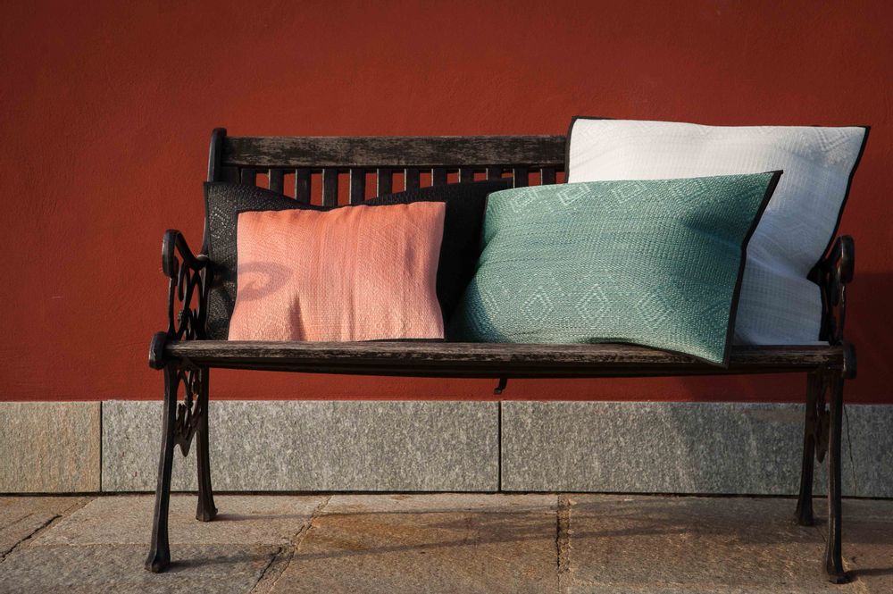 Coussins textile - TRANSATS, COUSSINS, SET DE TABLE INDOOR & OUTDOOR EN FIBRE TRESSÉE RECYCLÉE - ALMADIE