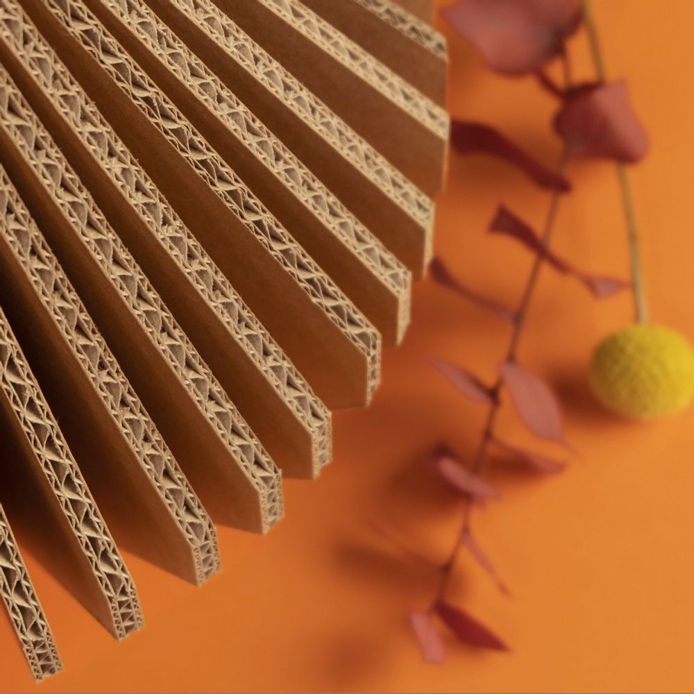 Vases - Vase made of recycled cardboard / cache-cache - TOUT SIMPLEMENT,