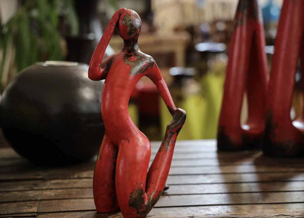 Decorative objects - Statue for indoor decoration Mona Yoga - AMADERA