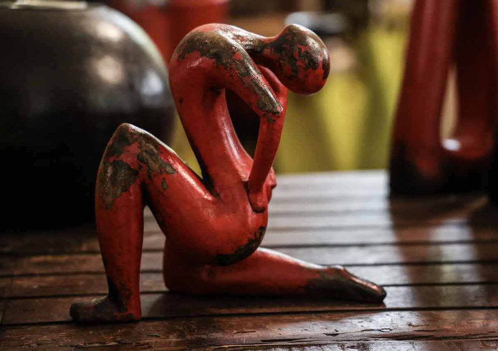 Decorative objects - Statue for indoor decoration Mona Yoga - AMADERA