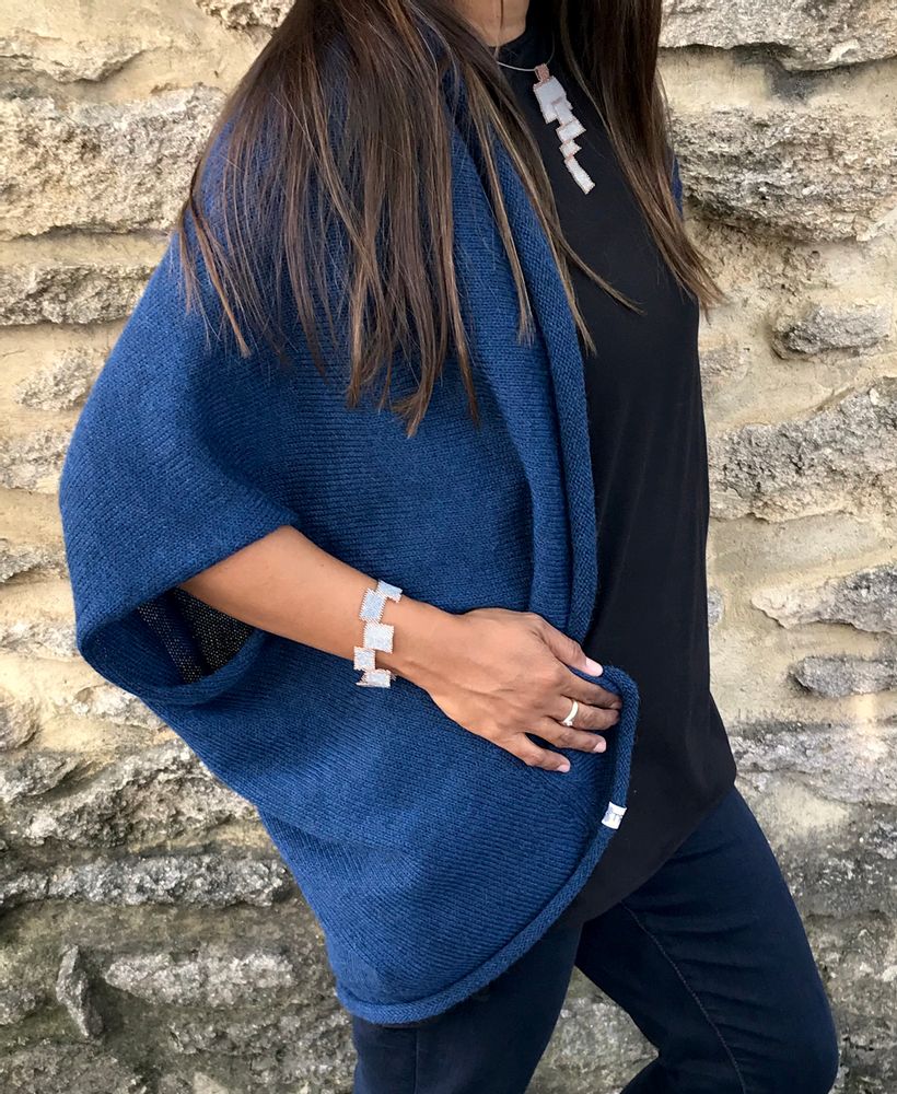Foulards et écharpes - Shawls in Premium Pure materials - T'RU SUSTAINABLE HANDMADE