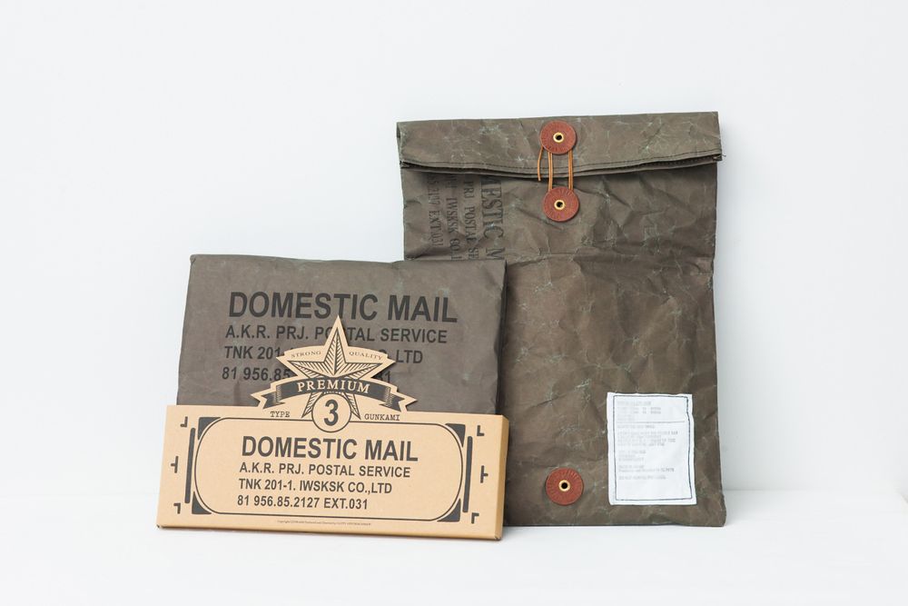 Clutches - DOMESTIC MAIL - MUY