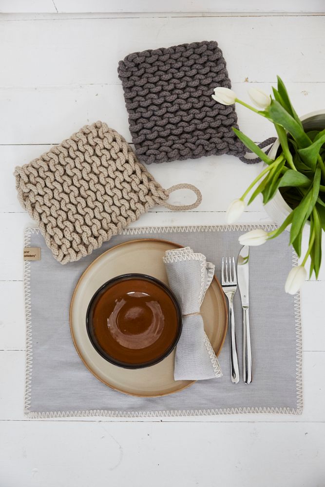 Fabric cushions - Linen Cushions and linen placemats, napkins - DAHLENBURG