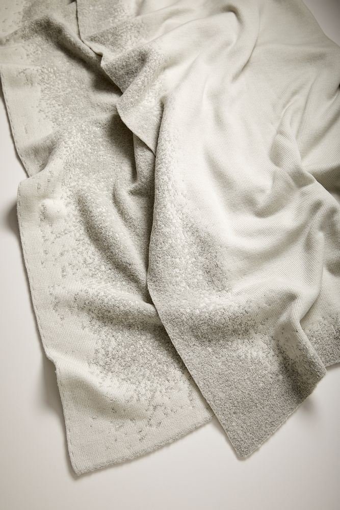 Throw blankets - "Transformation" - UDO SCHUERMANN