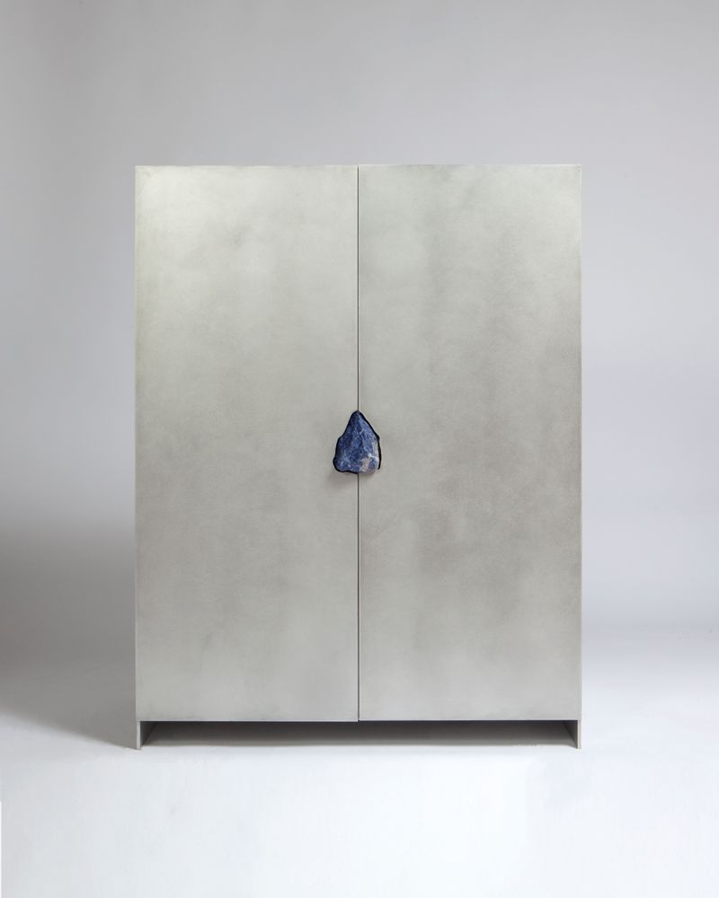 Armoires - Pierre De Valck: cabinet with stone - PIERRE DE VALCK
