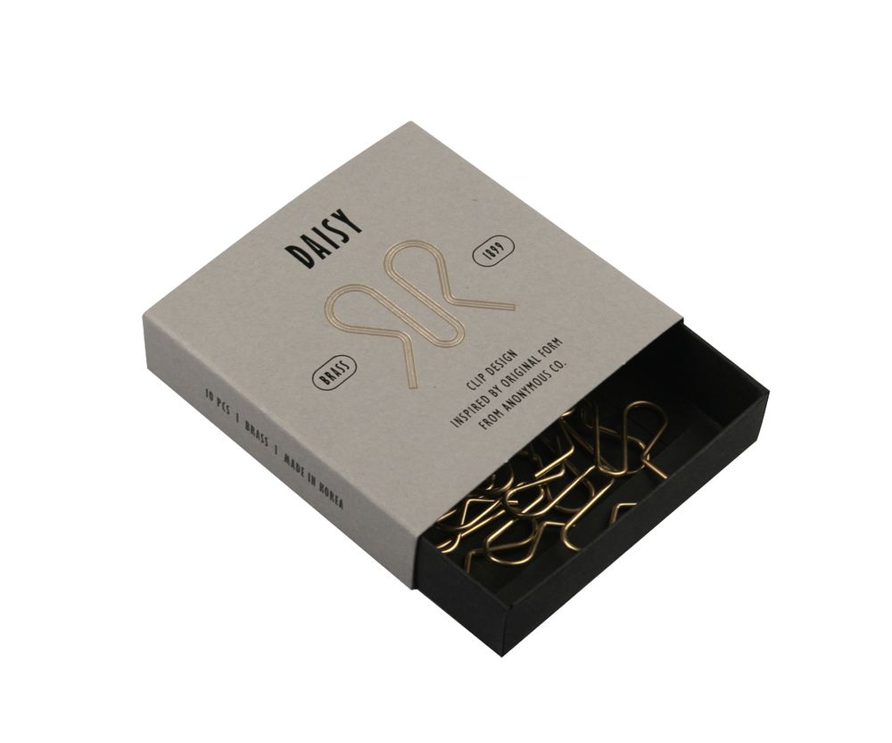 Objets design - THE EMPATHIST - Clips - MUY