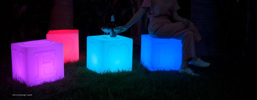 Children's sofas and lounge chairs - FLOATING LAMP - THE LOVE LAMP - GOODNIGHT LIGHT