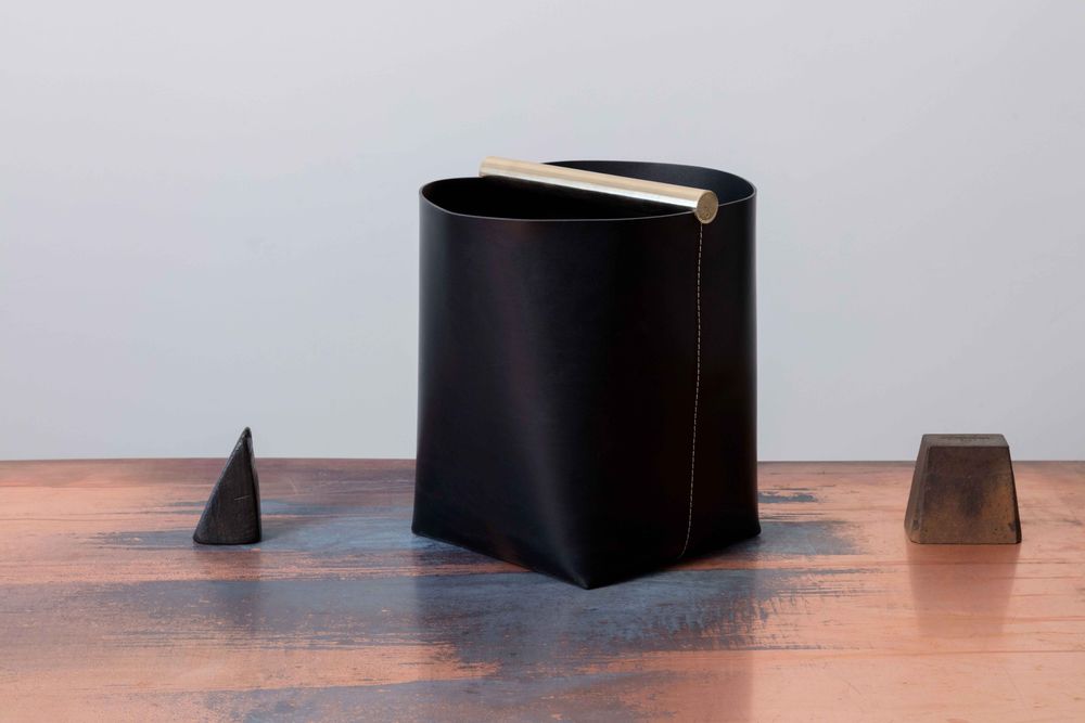 Design objects - Julie Centerpiece Trays and Magazine Holder - LES FEW