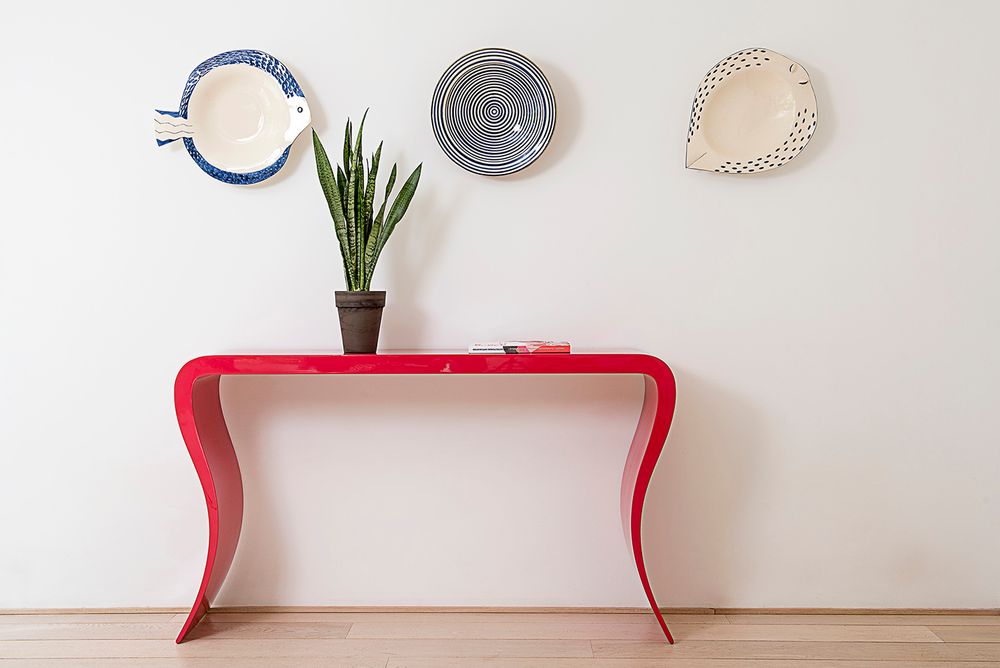 R&J LUXE FURNITURE - BELLA Console