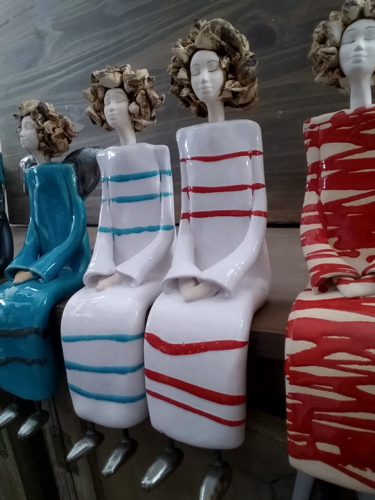 Sculptures, statuettes et miniatures - Les Elégantes - BLEU CALADE