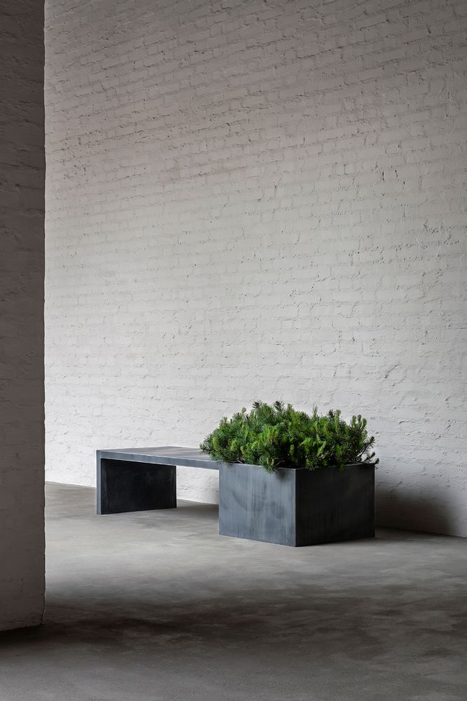 Flower pots - ZINC - DOMANI