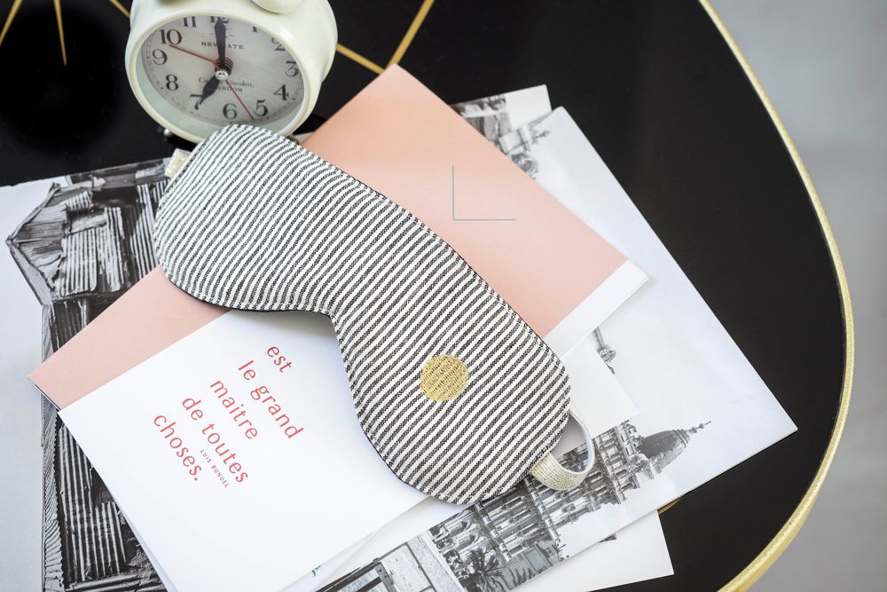 Travel accessories - Sleeping mask - LA CERISE SUR LE GÂTEAU