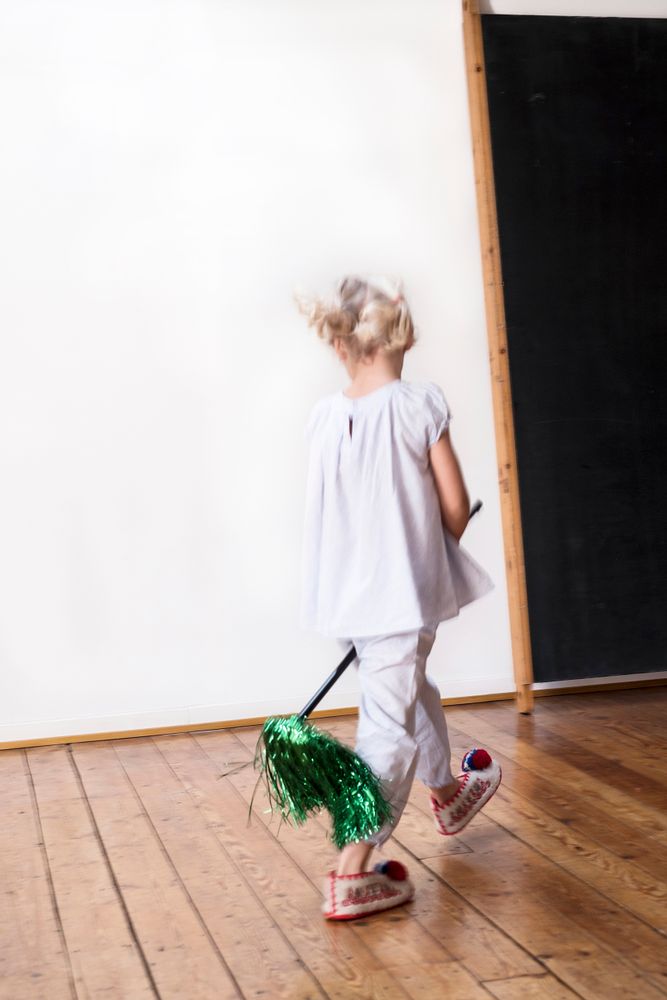 Homewear textile - Pantoufles pour enfants et adultes - PRECIOUS-LITTLE-THING