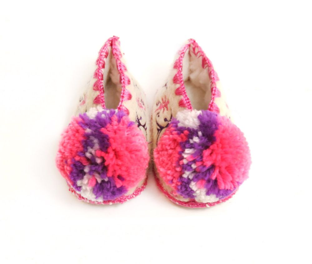 Homewear textile - Pantoufles pour enfants et adultes - PRECIOUS-LITTLE-THING
