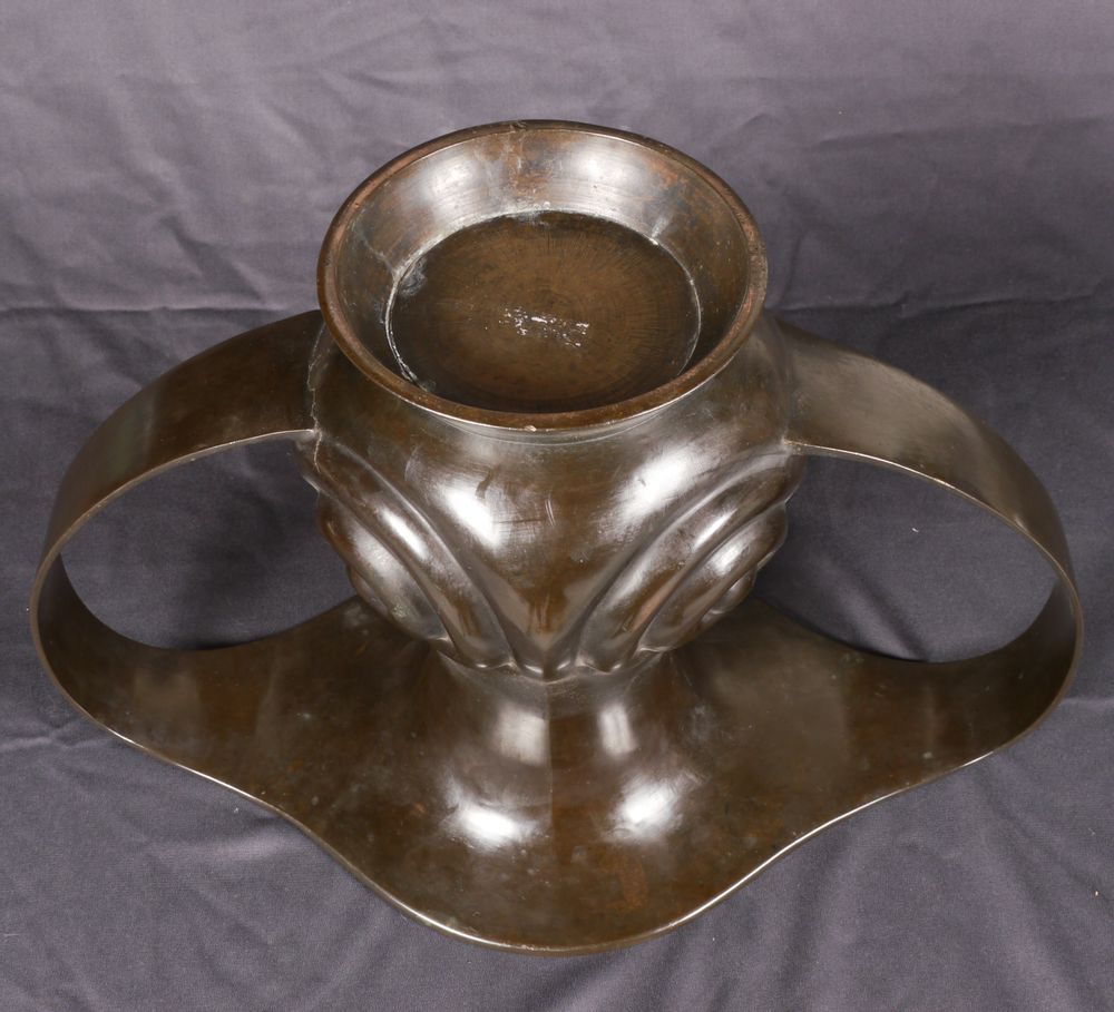 Unique pieces - BRONZE VASE - THIERRY GERBER