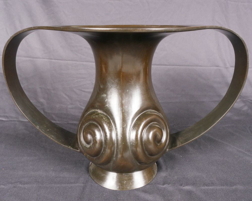 Unique pieces - BRONZE VASE - THIERRY GERBER