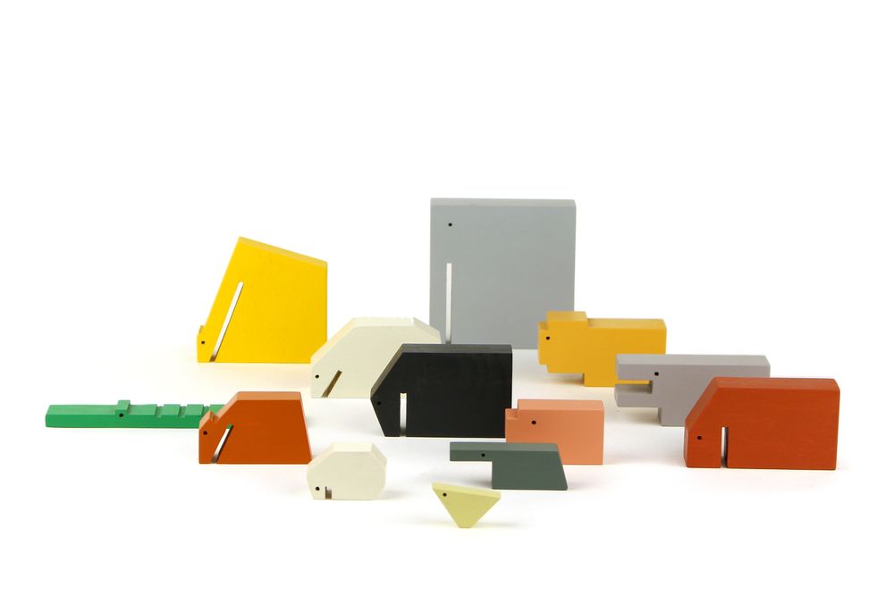 Design objects - Wooden Animals - IKONIC