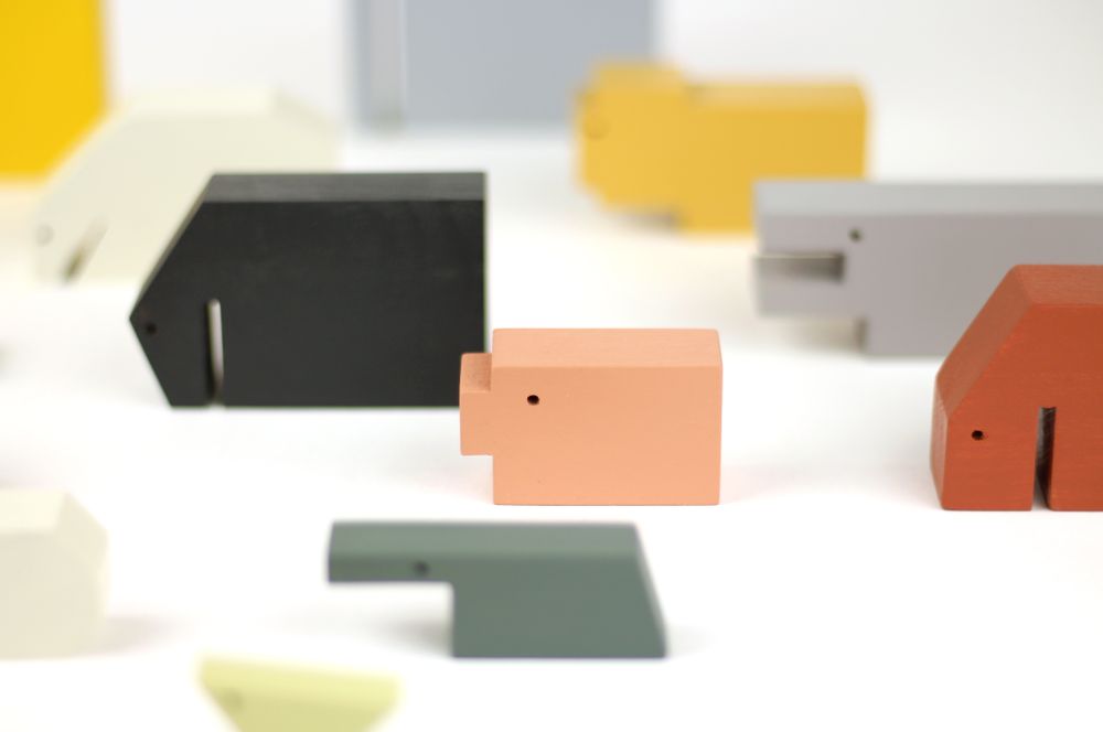 Design objects - Wooden Animals - IKONIC