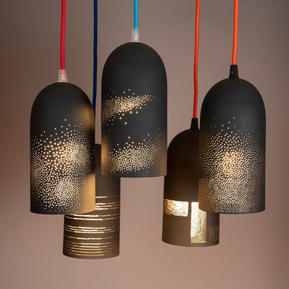 Suspensions - suspension porcelaine noire perforée - JEAN-MARC FONDIMARE