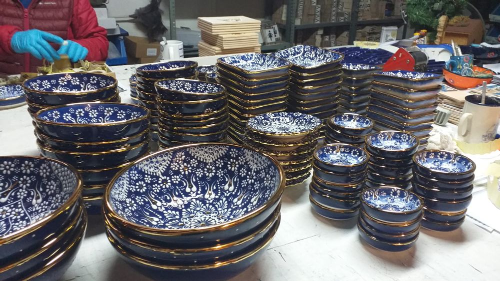 Céramique - ceramic decorative items painted by hand - ARTECER-ARTESANIA, S.L.