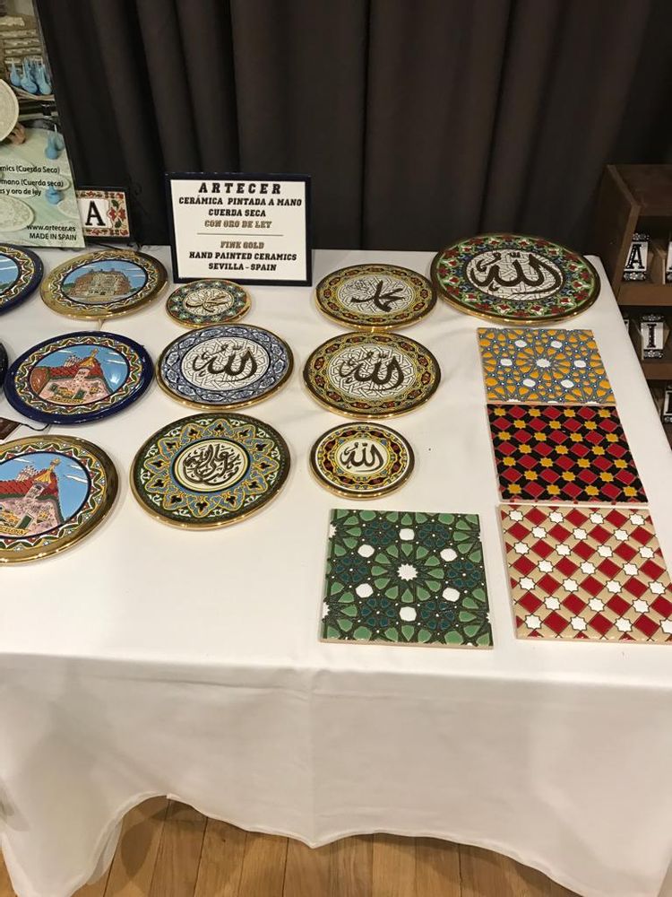 Céramique - ceramic decorative items painted by hand - ARTECER-ARTESANIA, S.L.