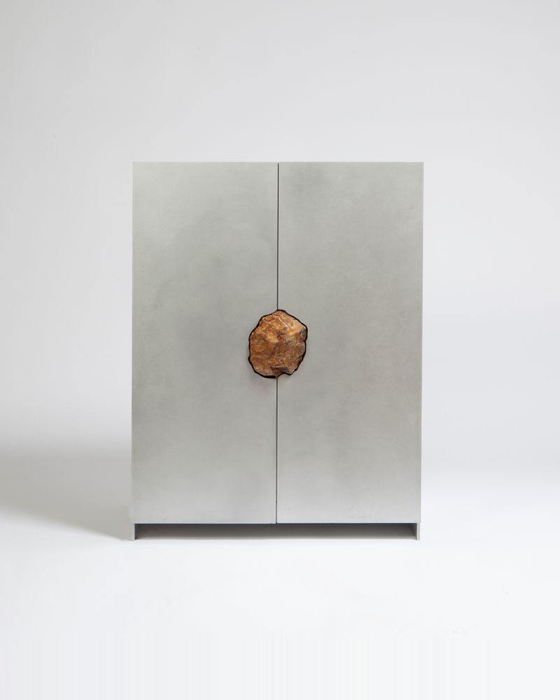 Armoires - Pierre De Valck: cabinet with stone - PIERRE DE VALCK