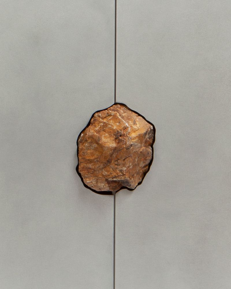Armoires - Pierre De Valck: cabinet with stone - PIERRE DE VALCK