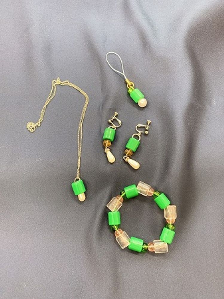Bijoux - Accessoires métalliques sans peinture - JUSSY