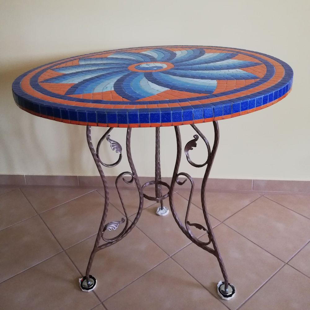 Dining Tables - Mosaic round table - IRON ART MOZAIC