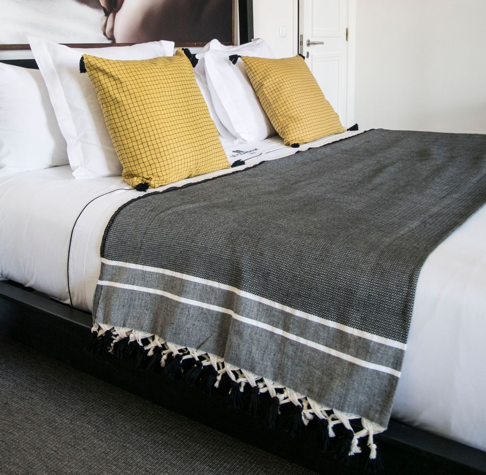 Throw blankets - Stockholm tassel throw - FEBRONIE