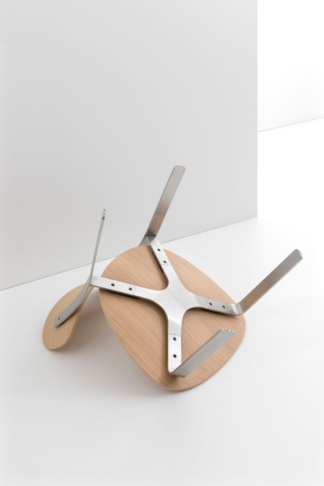 Lounge chairs - SPRINGBACK Lounge Chair Oak Brushed Steel - CRUSO