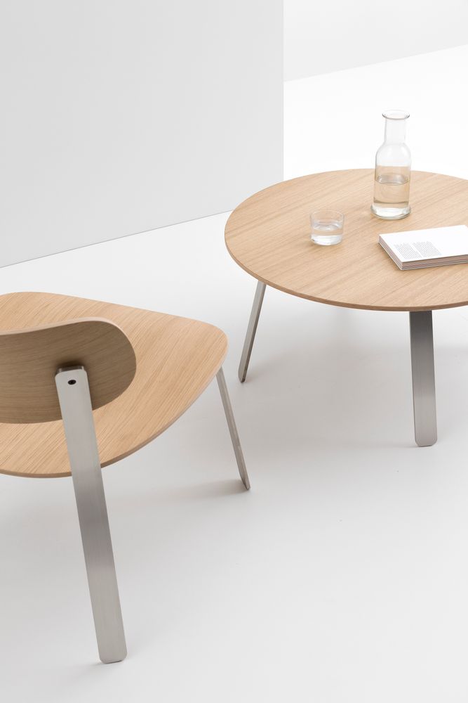 Lounge chairs - SPRINGBACK Lounge Chair Oak Brushed Steel - CRUSO