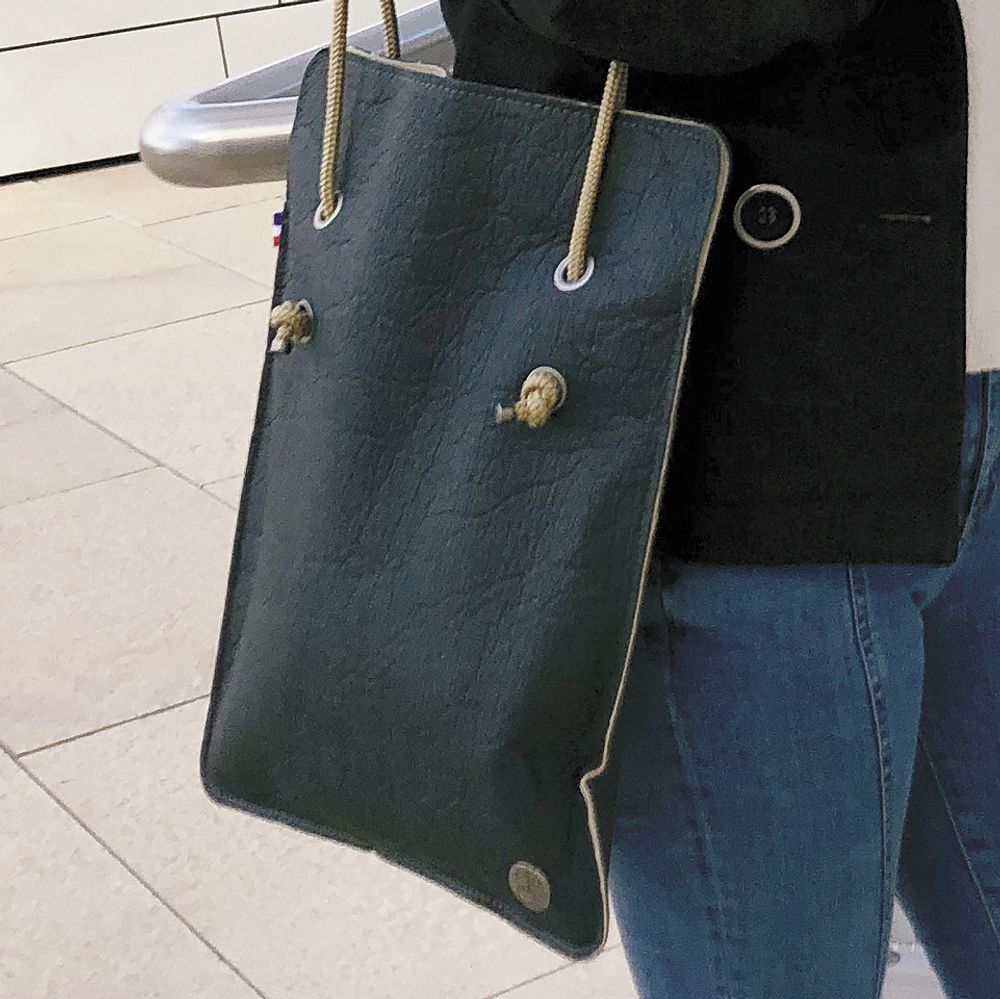 Accessoires de voyage - Sac "Divine" Vegan - AMWA AND CO
