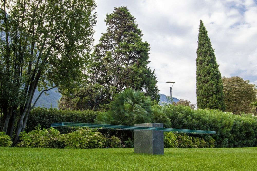 Benches for hospitalities & contracts - Glass Architectural Bench EQUILIBRIO - VETROGIARDINI