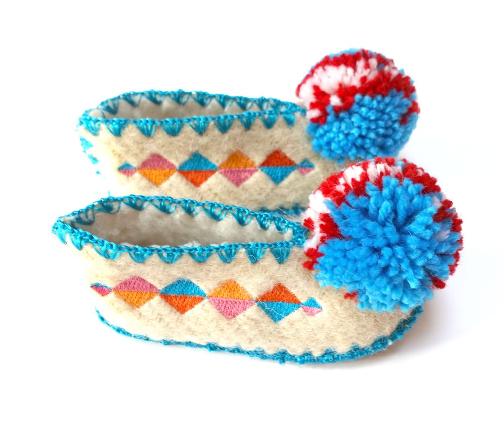 Homewear textile - Pantoufles pour enfants et adultes - PRECIOUS-LITTLE-THING