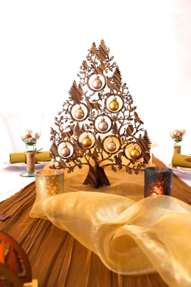 Guirlandes et boules de Noël - Christmas tree wood brown - KOELNSCHAETZE