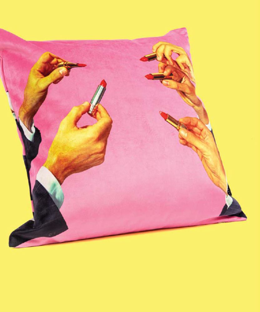 Lounge chairs for hospitalities & contracts - Seletti wears Toiletpaper - SELETTI
