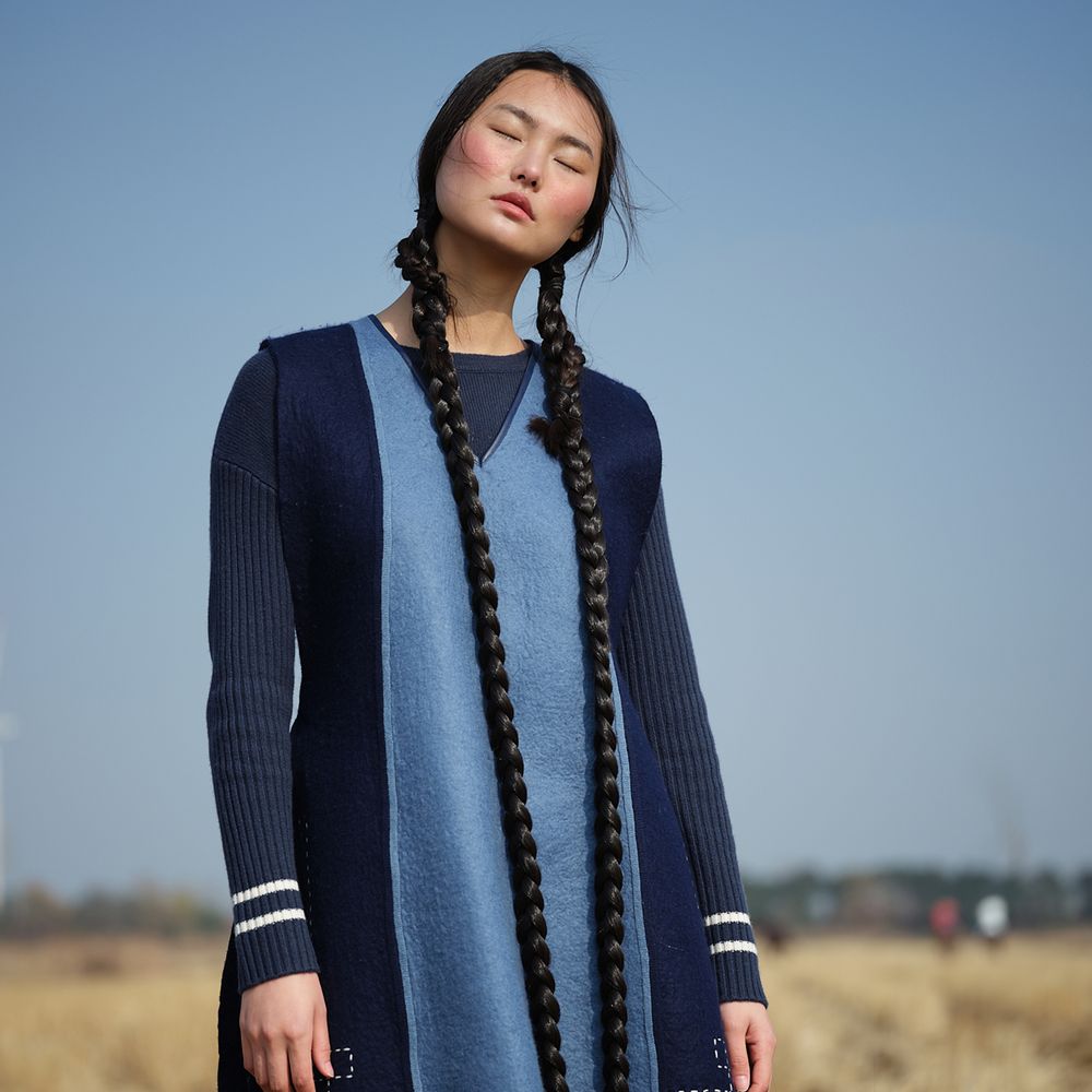 Prêt-à-porter - Robe en feutre cachemire fabriquée à la main - SANDRIVER MONGOLIAN CASHMERE