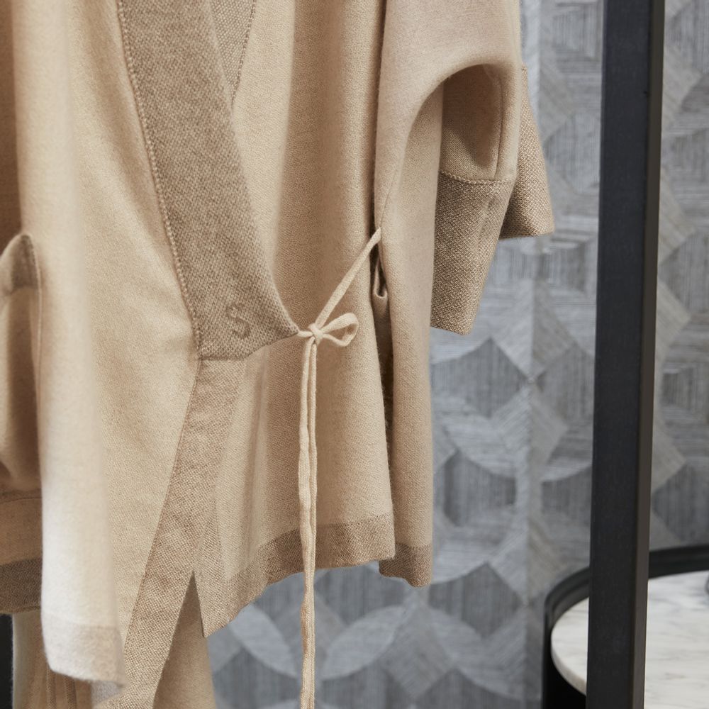Homewear - Natural undyed cashmere coat - SANDRIVER MONGOLIAN CASHMERE