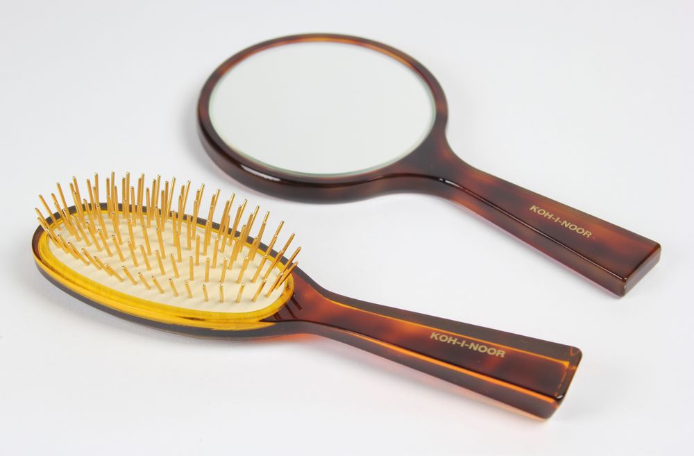 Beauty products - Timeless icon “JASPE” hairbrush - KOH-I-NOOR ITALY BEAUTY