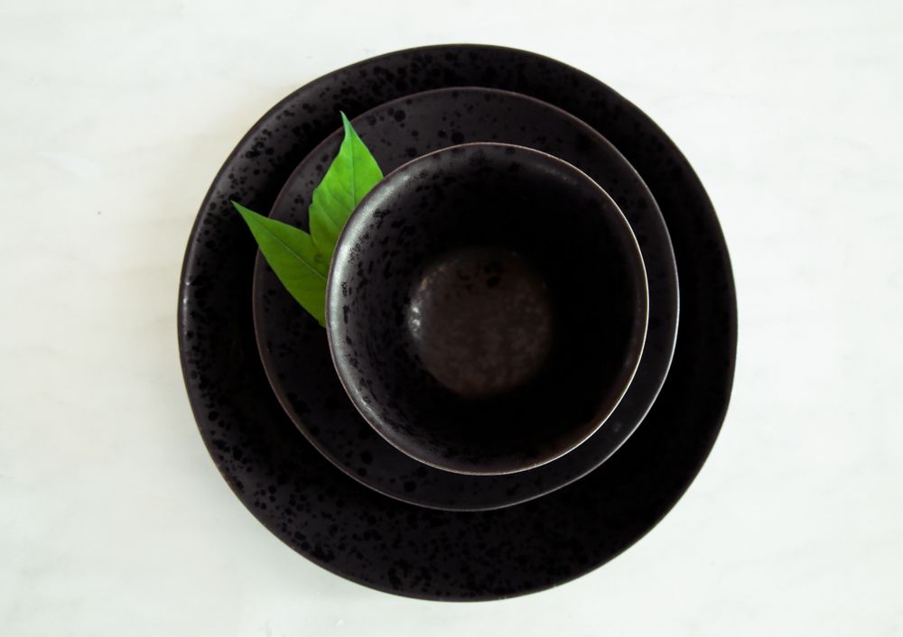 Formal plates - NEWLINE CHARACTER - SOUL STUDIO