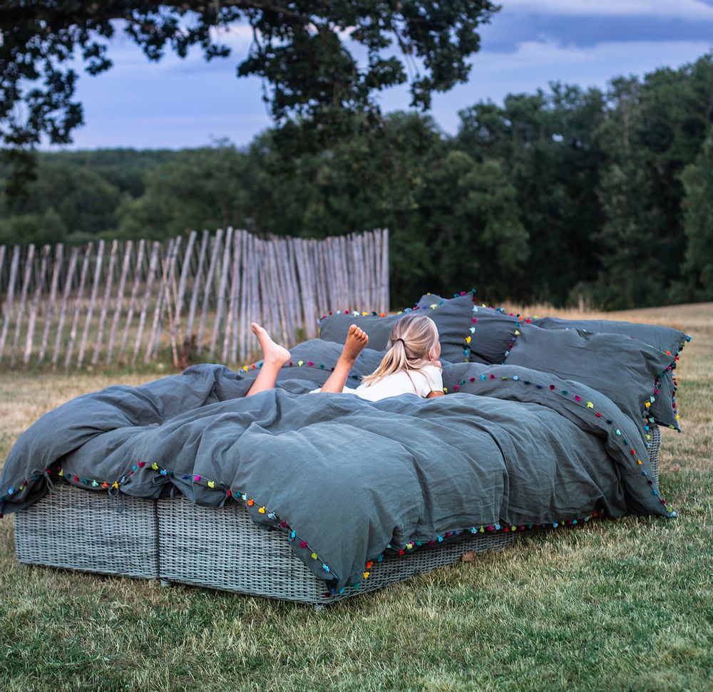 Bed linens - Dark grey linen and cotton washed/crinckled bedding - MIA ZIA
