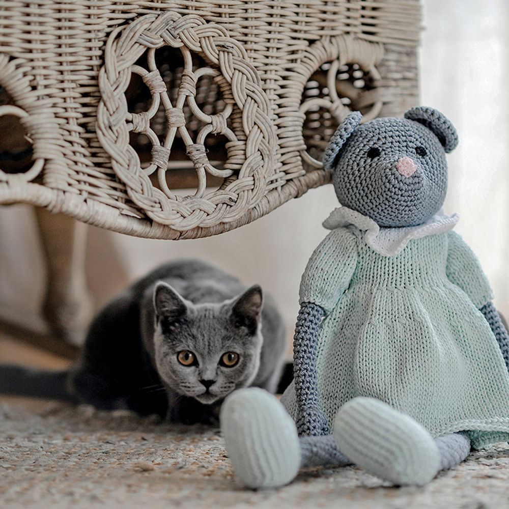 Peluches - Mathilde - souris au crochet - LEGGYBUDDY
