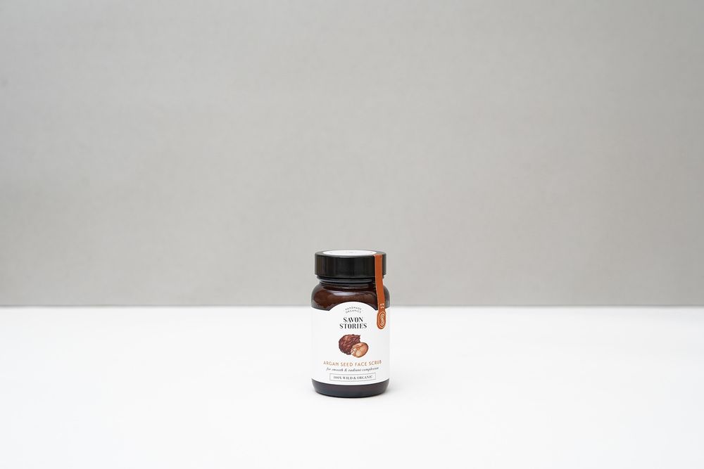Cosmétiques - GOMMAGE POUR LE VISAGE AUX GRAINES D'ARGAN CRU - SAVON STORIES
