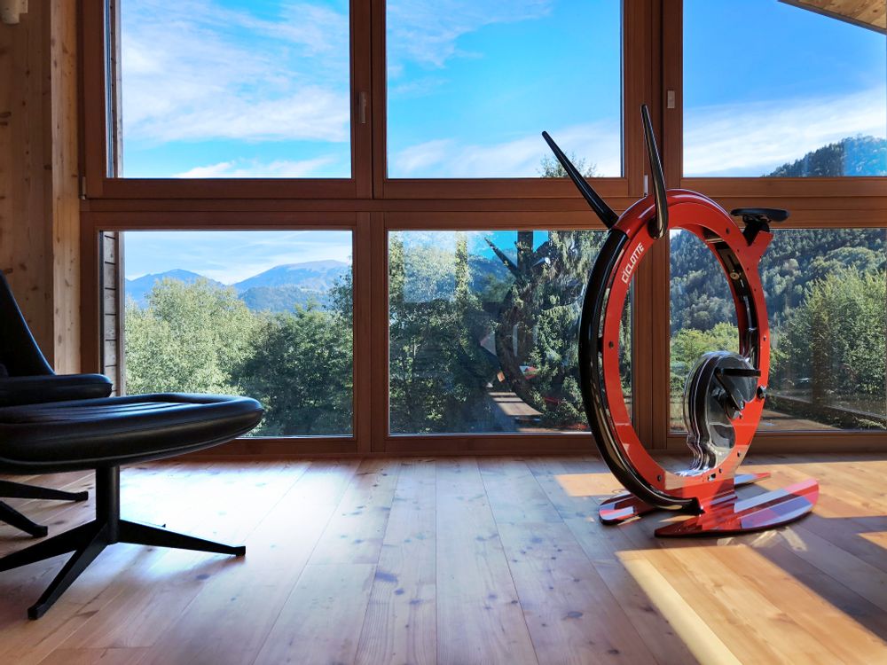 Gym and fitness equipment for hospitalities & contracts - Ciclotte Bike exercise bike in steel and carbon fiber - CICLOTTE