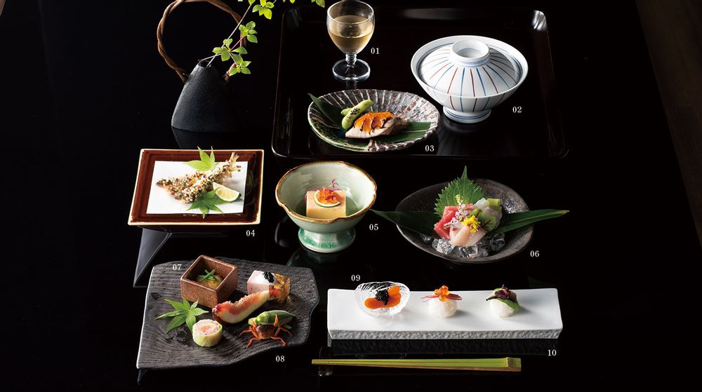 Everyday plates - Japanese dishes for restaurants - SHIROTSUKI / AKAZUKI JAPON