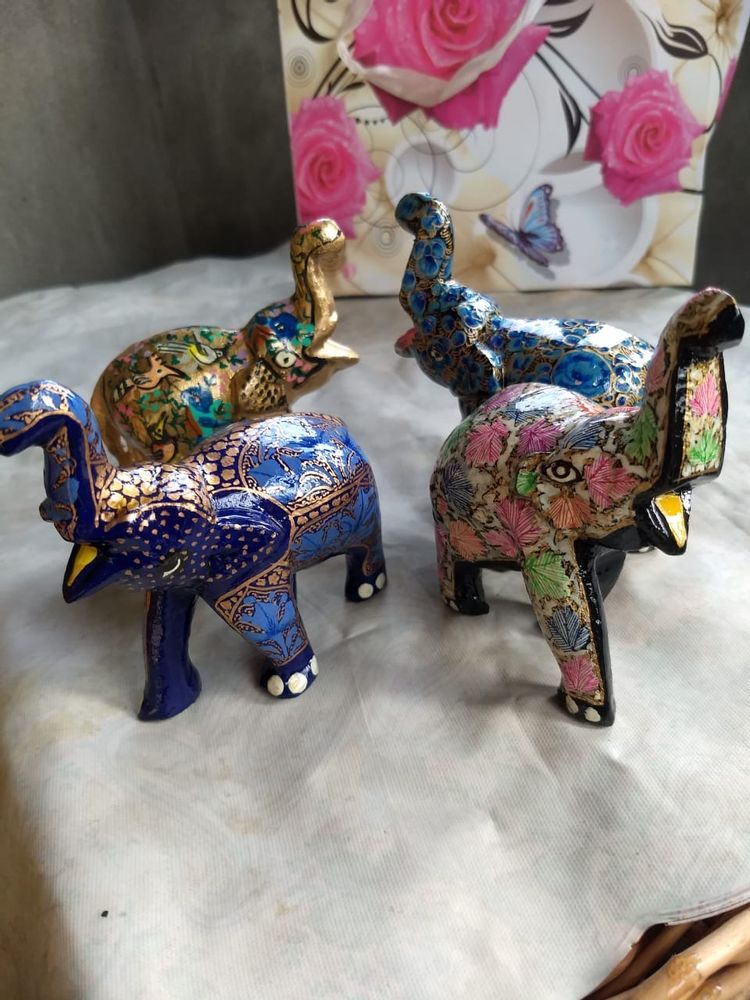 Decorative objects - Elephant in papier mache. - PECHAAN