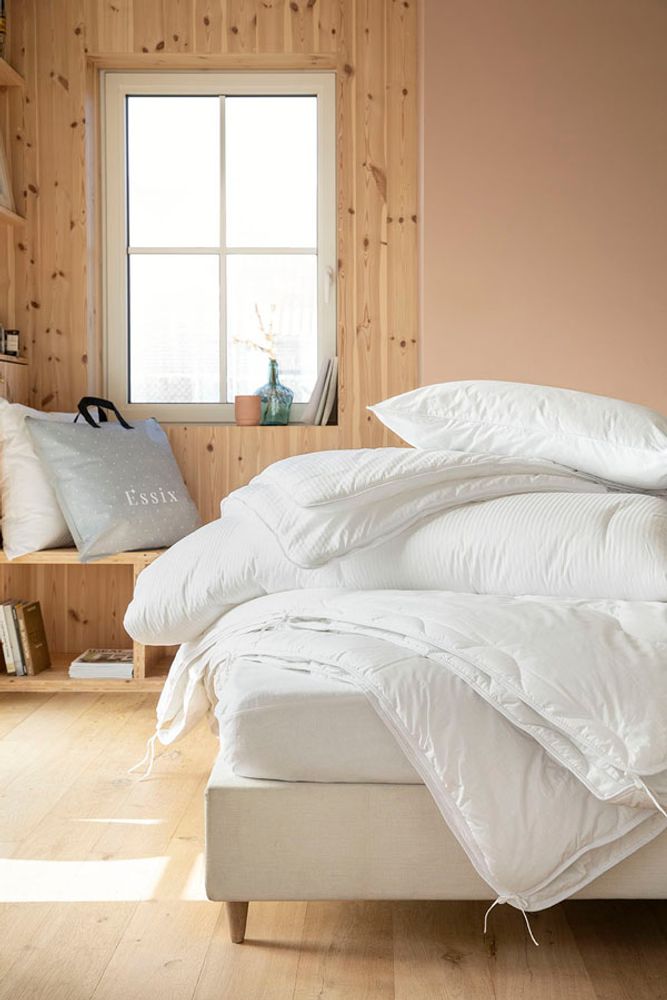 Bed linens - Pillows - ESSIX