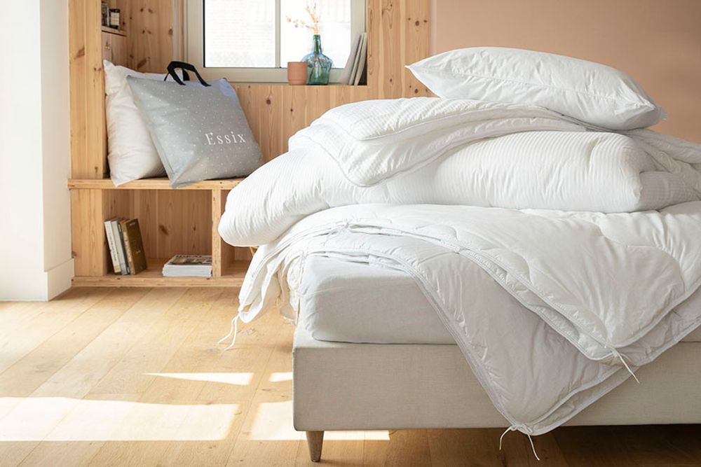 Bed linens - Pillows - ESSIX