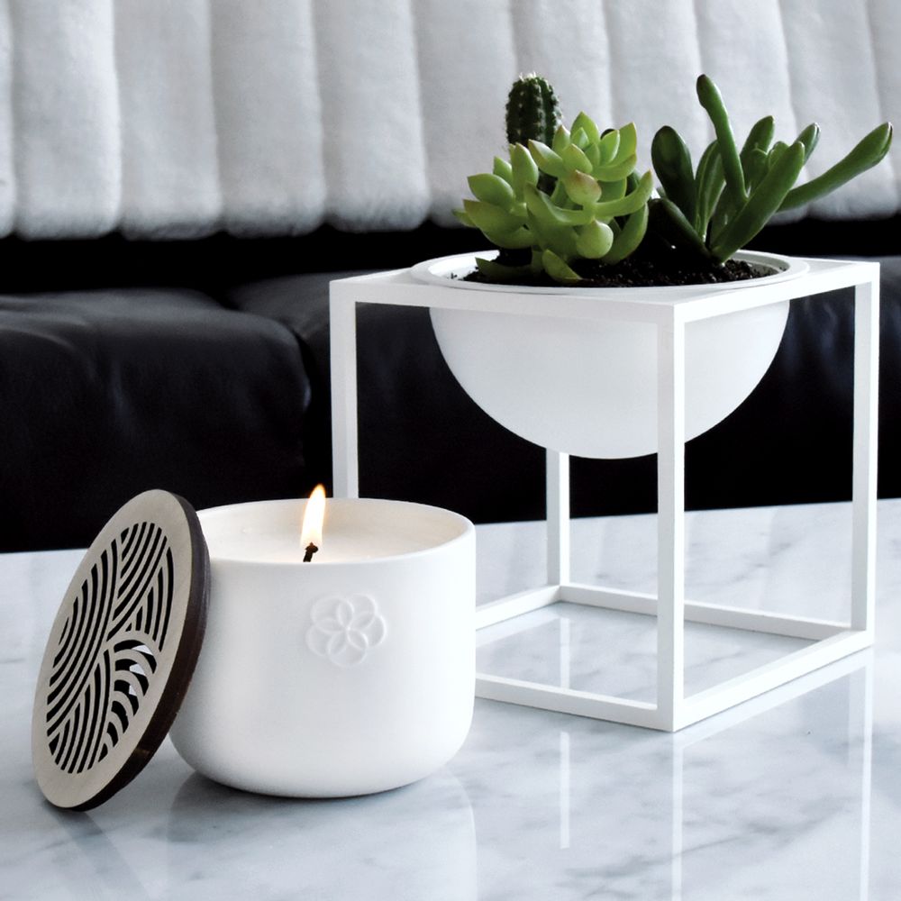 Objets de décoration - BOUGIE PARFUMÉE - AMBRE - LE TOUCHER - LUMINOSENS
